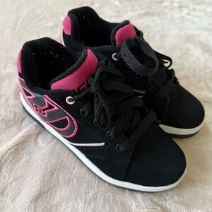 Heelys Girls Sneakers Shoes with Wheels Fun Play Outdoor Black Pink Used 4